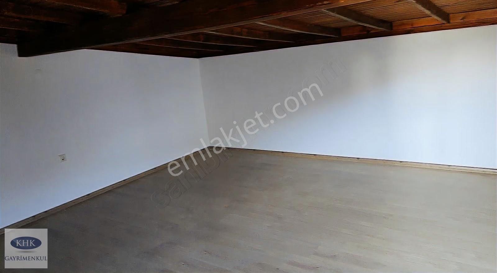Menderes Merkezde Satılık 4+1 Site İçi Satılık Tripleks Villa - Görsel 21
