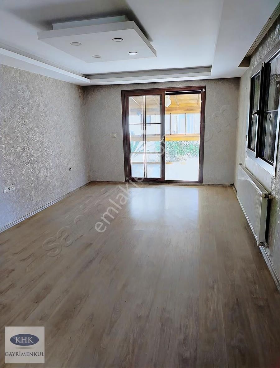 Menderes Merkezde Satılık 4+1 Site İçi Satılık Tripleks Villa - Görsel 18