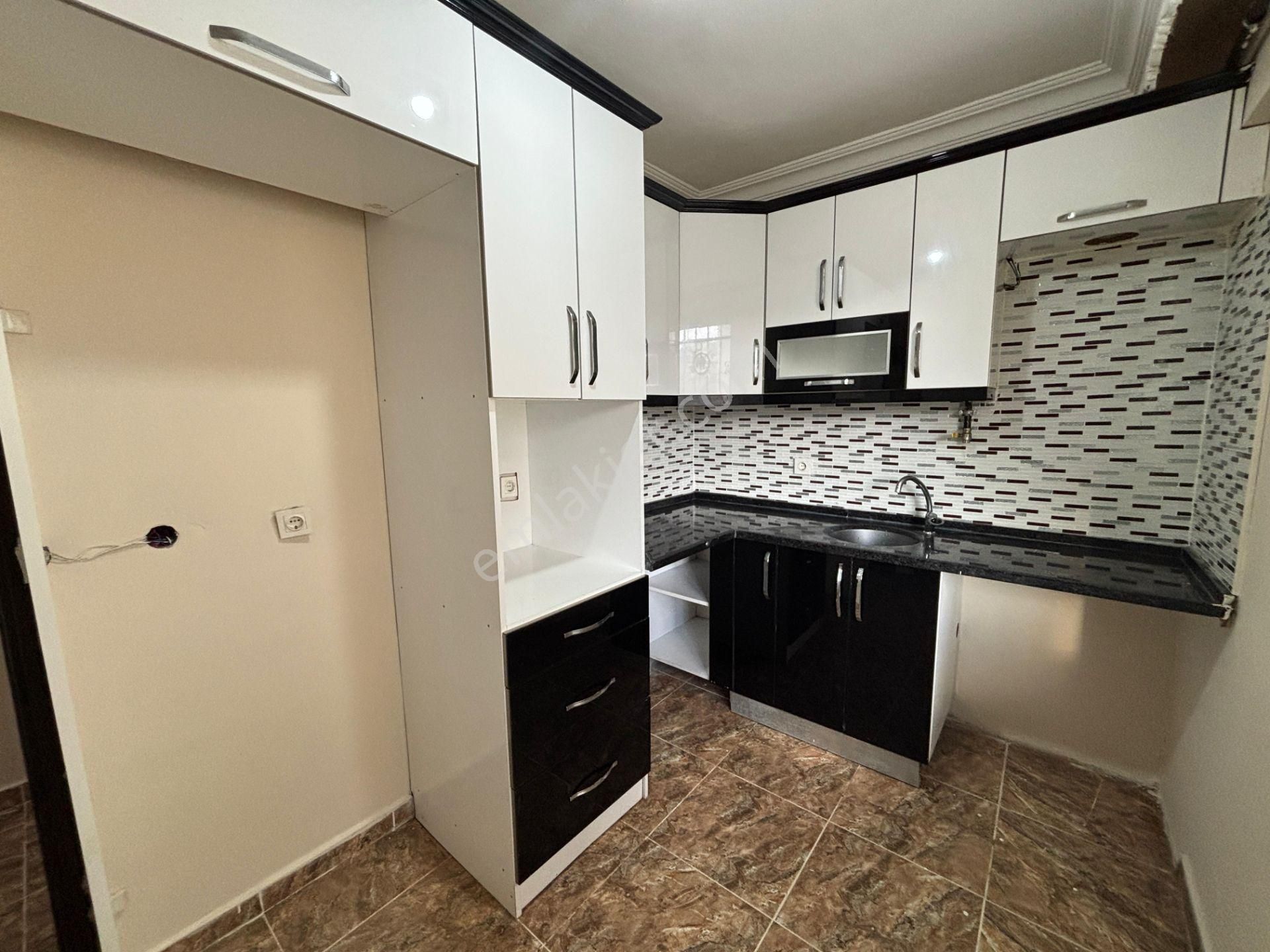 **eryıldız Gayrimenkul'den**istasyon Mah.kiralık 2+1 Bahçe Katı - Görsel 9