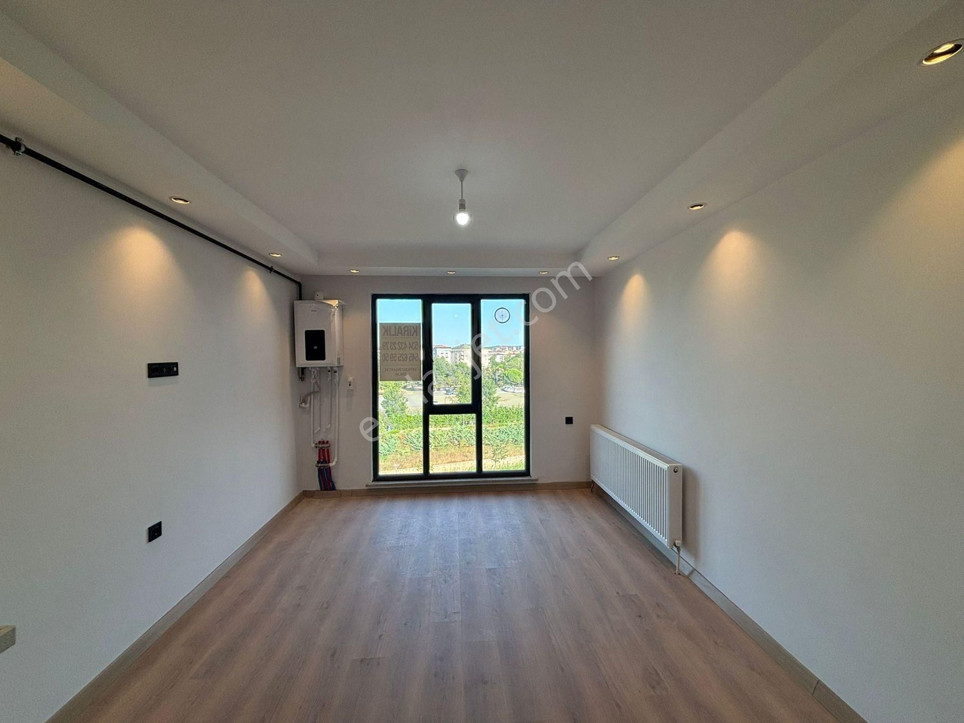 **eryıldız Gayrimenkul'den**çarşı İçinde Polis Evi Yanı Kiralık 1+1 Daire - Görsel 8