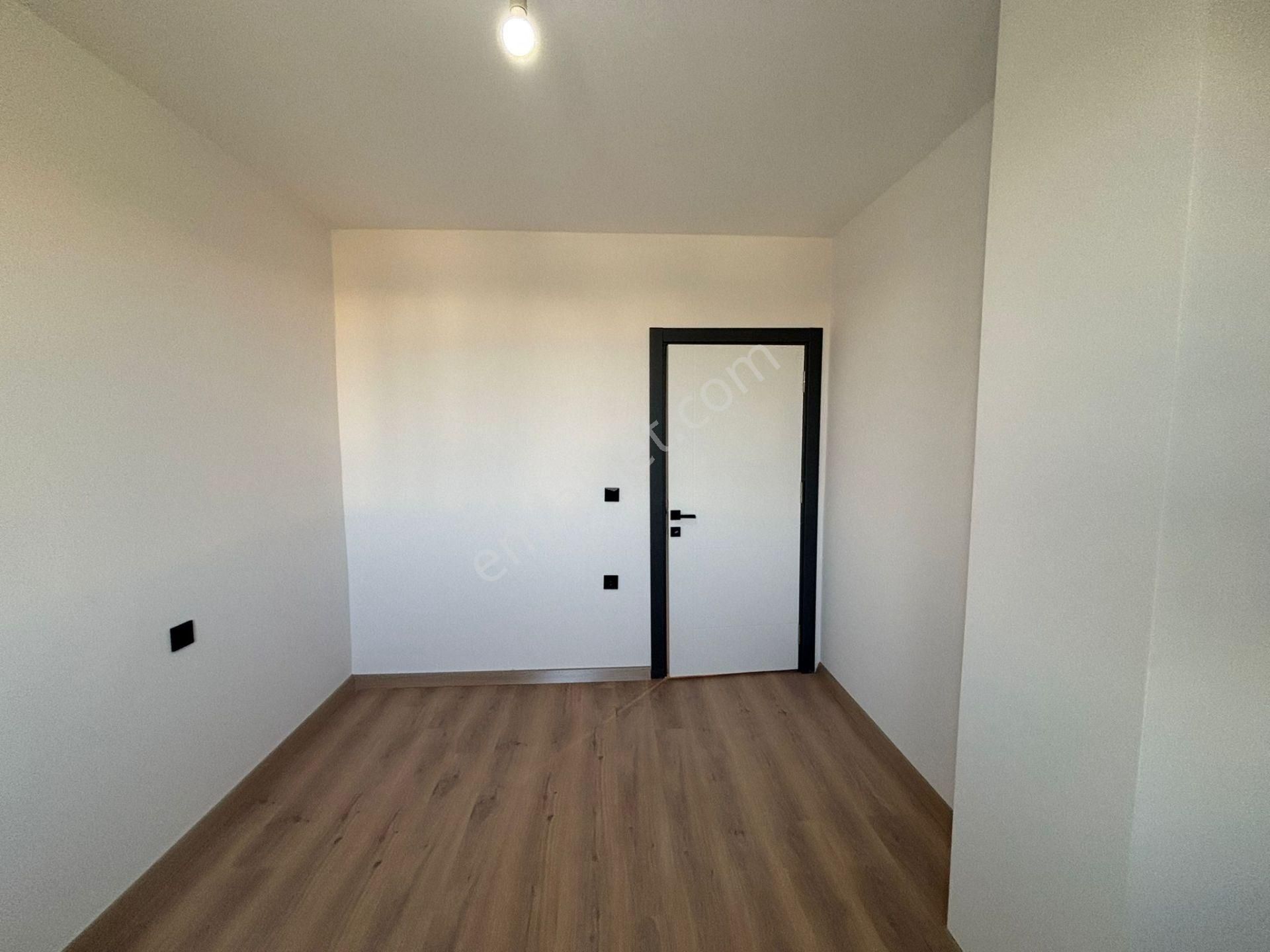 **eryıldız Gayrimenkul'den**çarşı İçinde Polis Evi Yanı Kiralık 1+1 Daire - Görsel 17