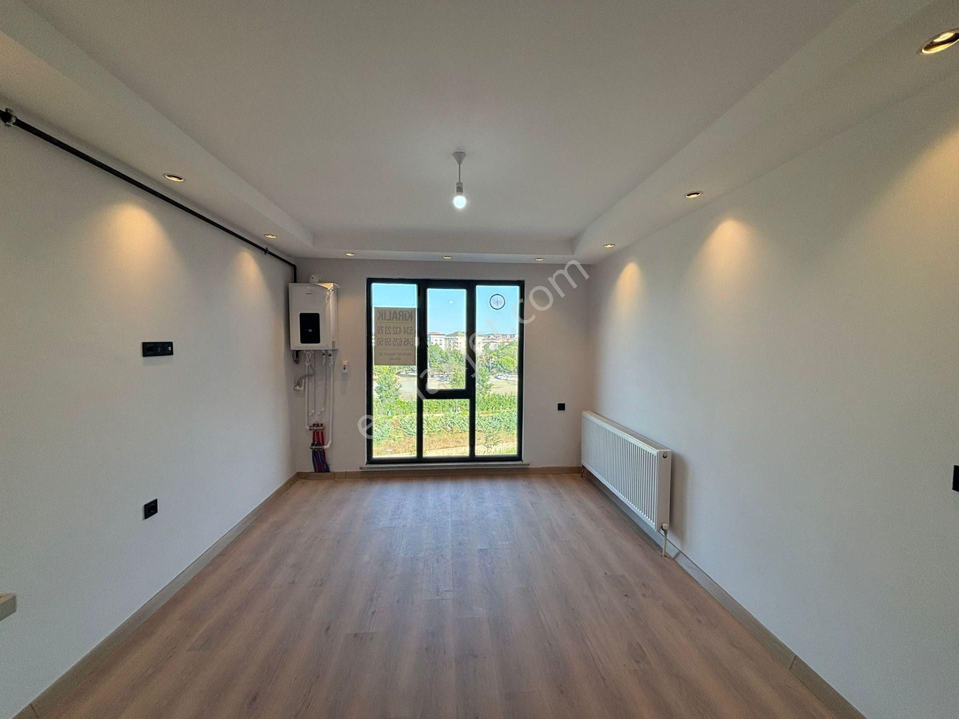 **eryıldız Gayrimenkul'den**çarşı İçinde Polis Evi Yanı Kiralık 1+1 Daire - Görsel 7