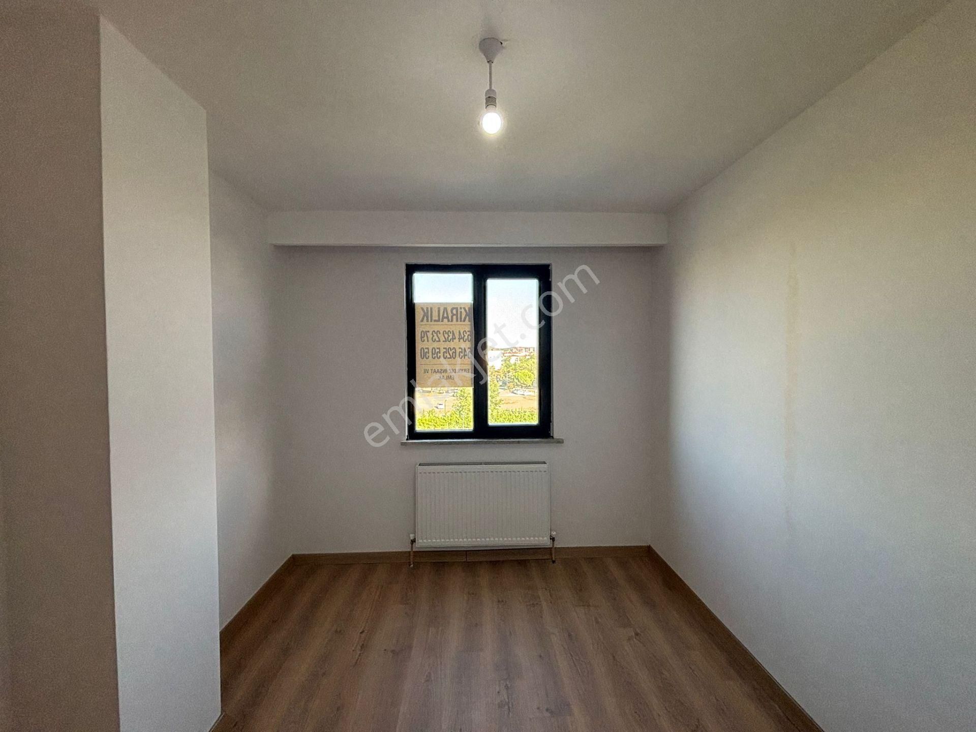 **eryıldız Gayrimenkul'den**çarşı İçinde Polis Evi Yanı Kiralık 1+1 Daire - Görsel 14