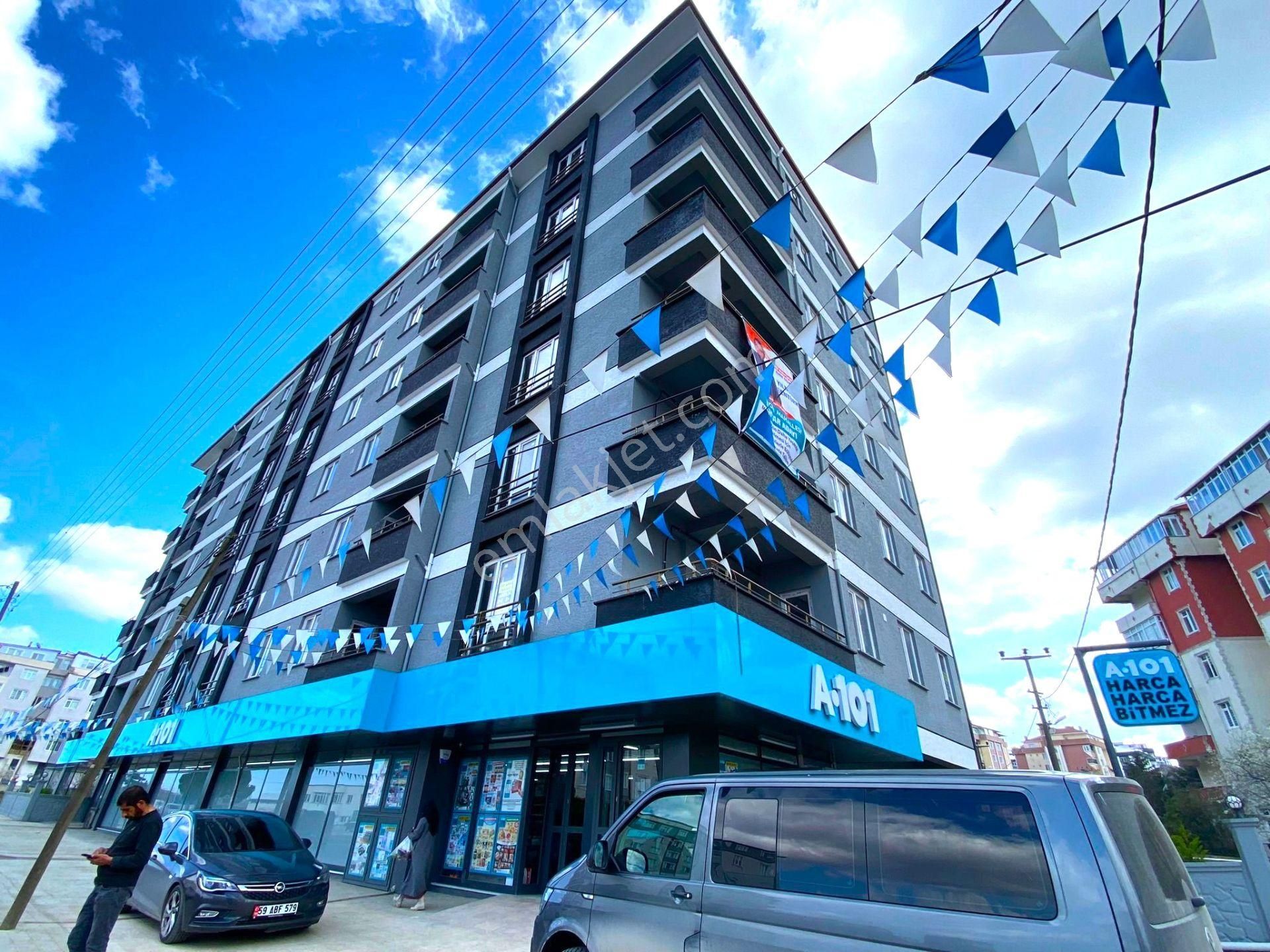 **eryıldız Gayrimenkul'den**istasyon Mah.site İçinde 115m2 Ultra Lüks 2+1