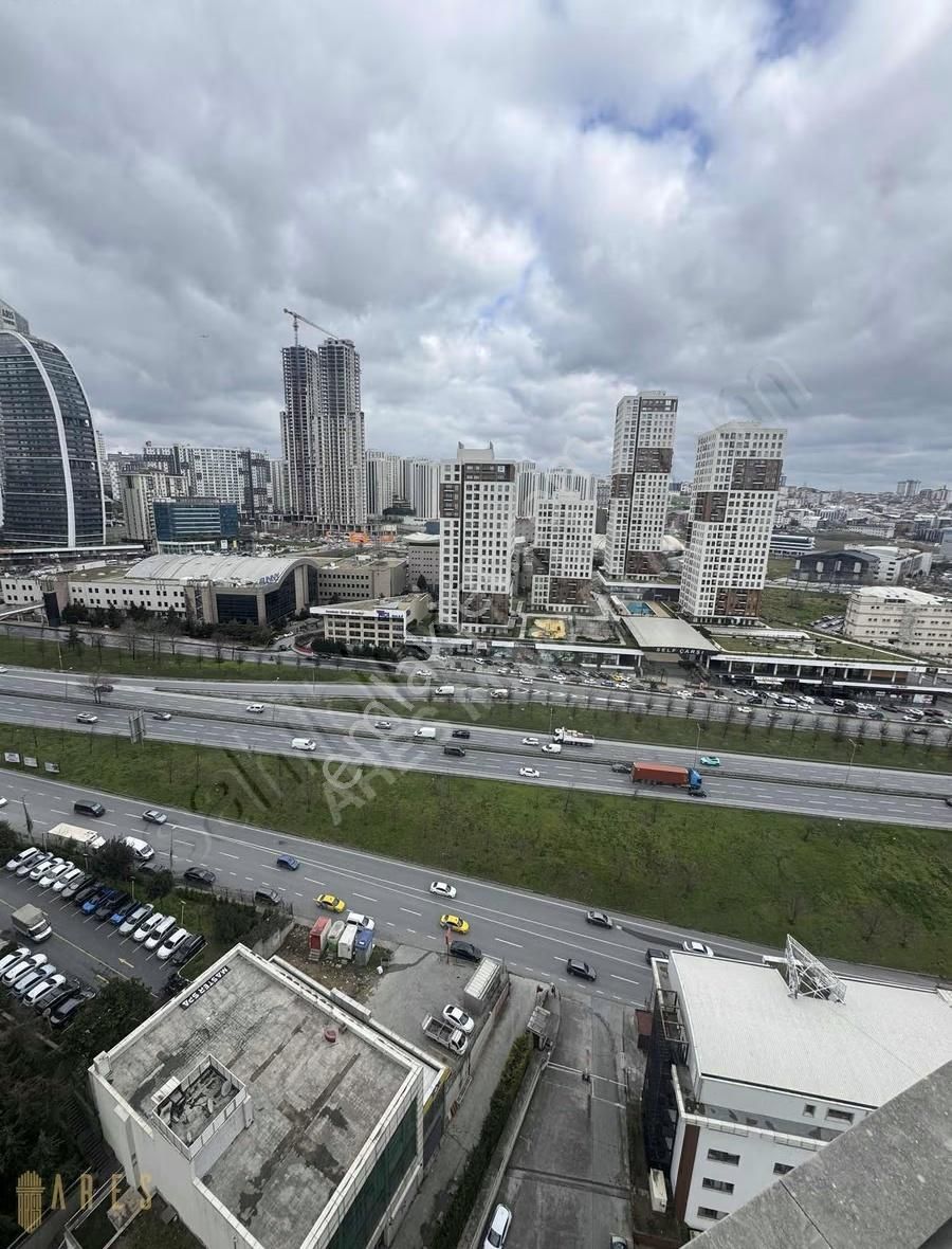 Beylikdüzü Aresten Metrobüse 8 Dk Kiralık 1+1 Rezıdance Daire - Görsel 2