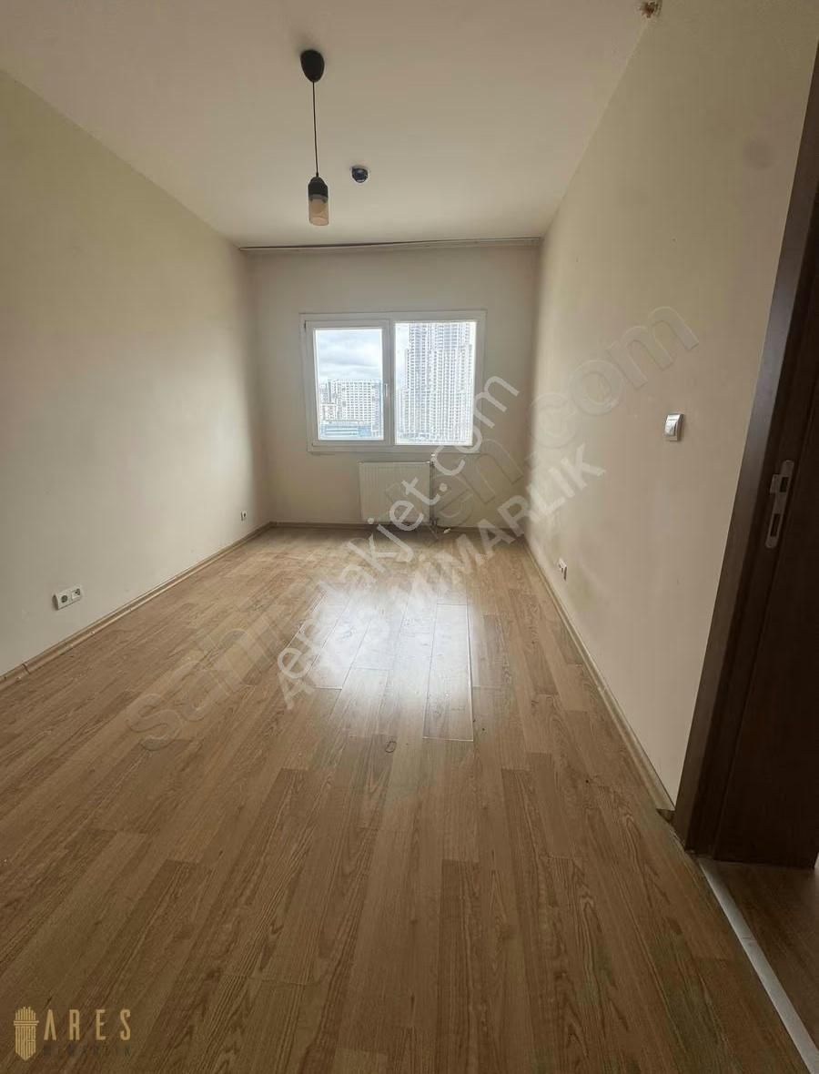 Beylikdüzü Aresten Metrobüse 8 Dk Kiralık 1+1 Rezıdance Daire - Görsel 9