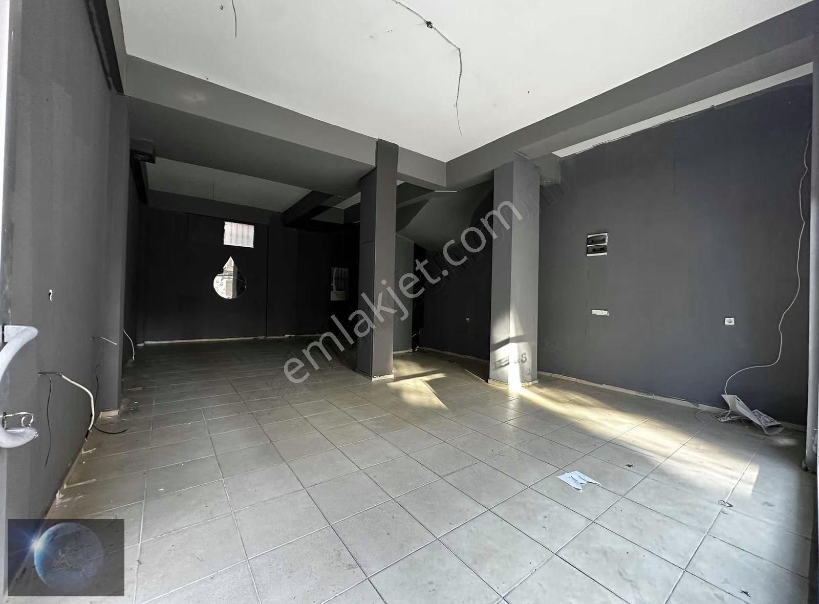 Buca Göksu Mah. İşlek Caddede Kiralık Otomatik Kepenkli Dükkan - Görsel 3