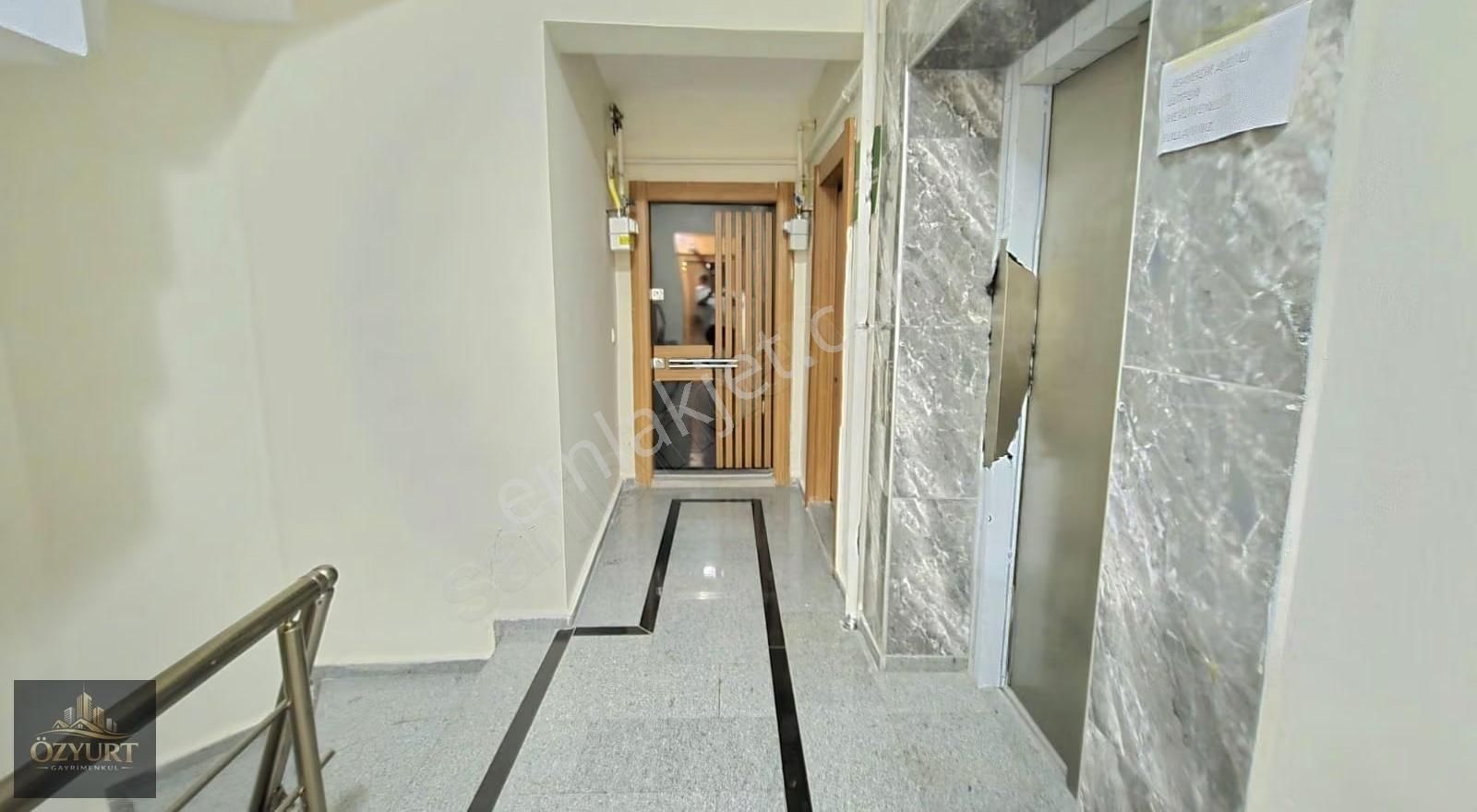 Cadde Üstü Kiralık Ofis Dublex Teraslı Asansörlü Metroya Yakın - Görsel 7