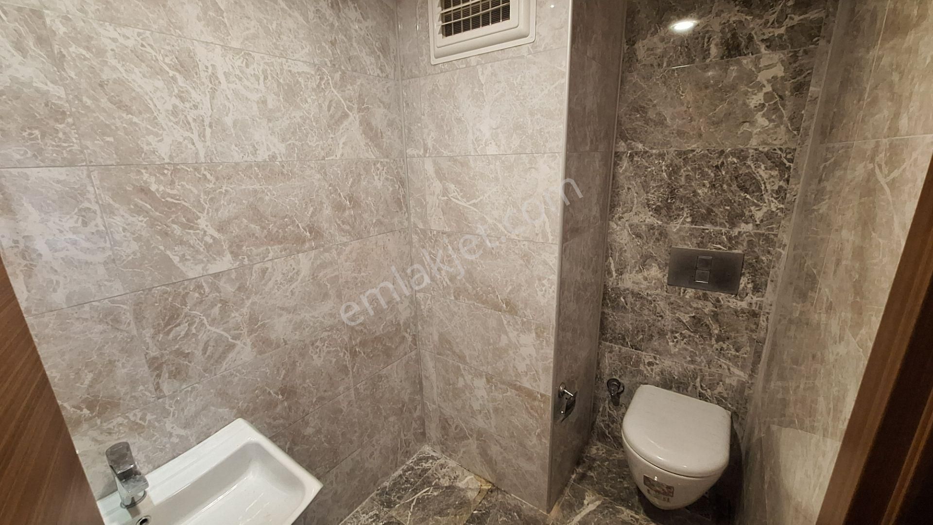 Century 21 Vizyon'dan Terrace Park Sitesinde 3+1 Lüks Kiralık Daire - Görsel 27