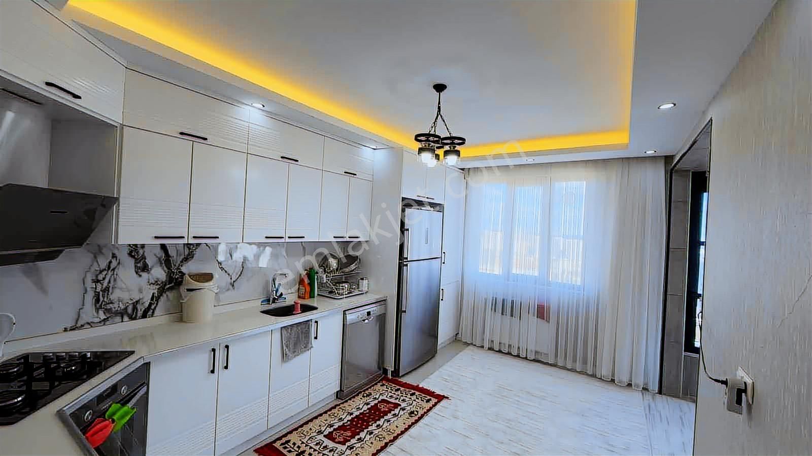 Burhan Kılınç'dan Lüx 3+1 Urfa Manzaralı Dam Ful Yalıtımlı - Görsel 4