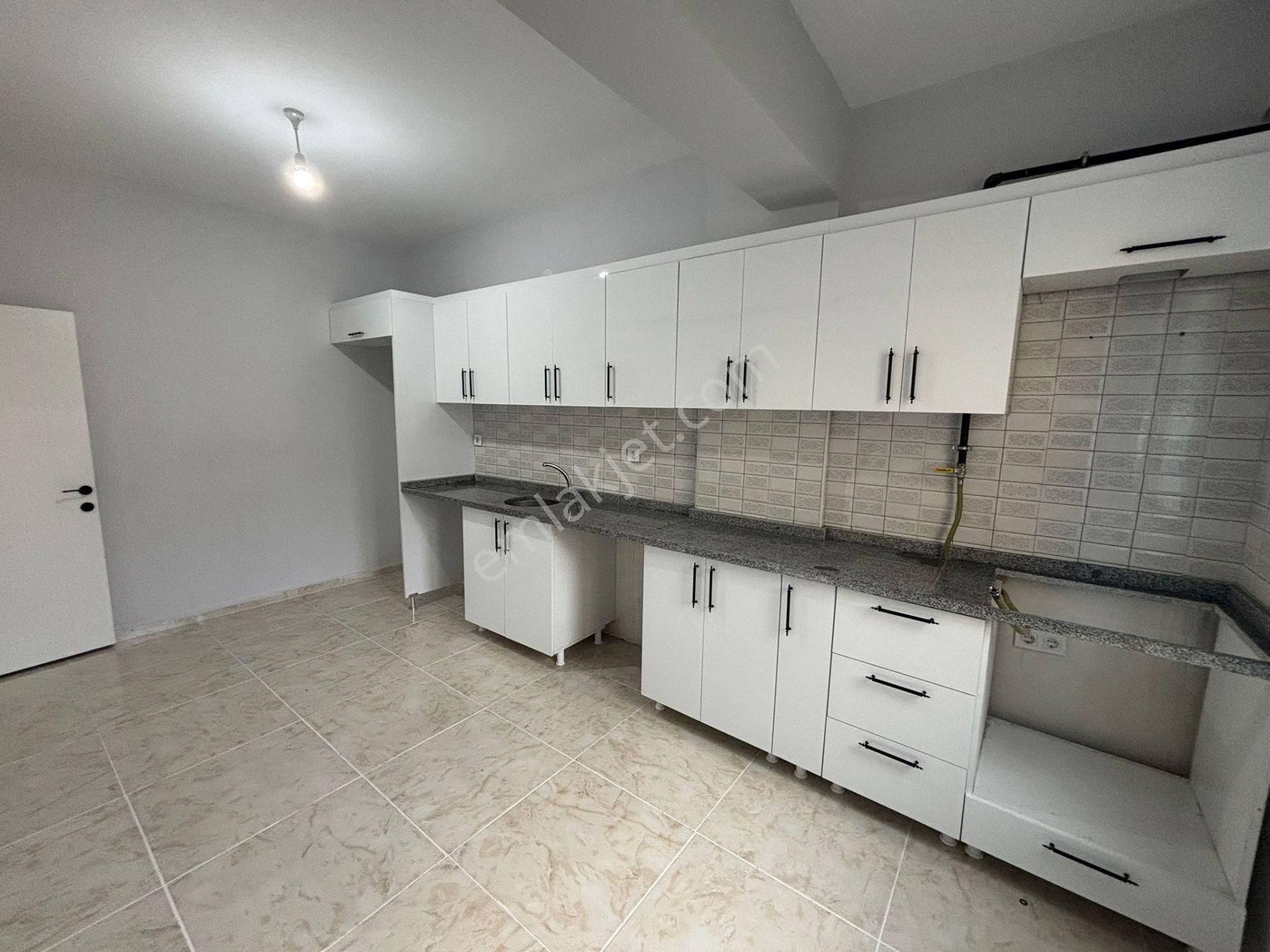 **eryıldız Gayrimenkul'den**namık Kemal Mah.iskanlı Kiralık Lüks 2+1 Daire - Görsel 10