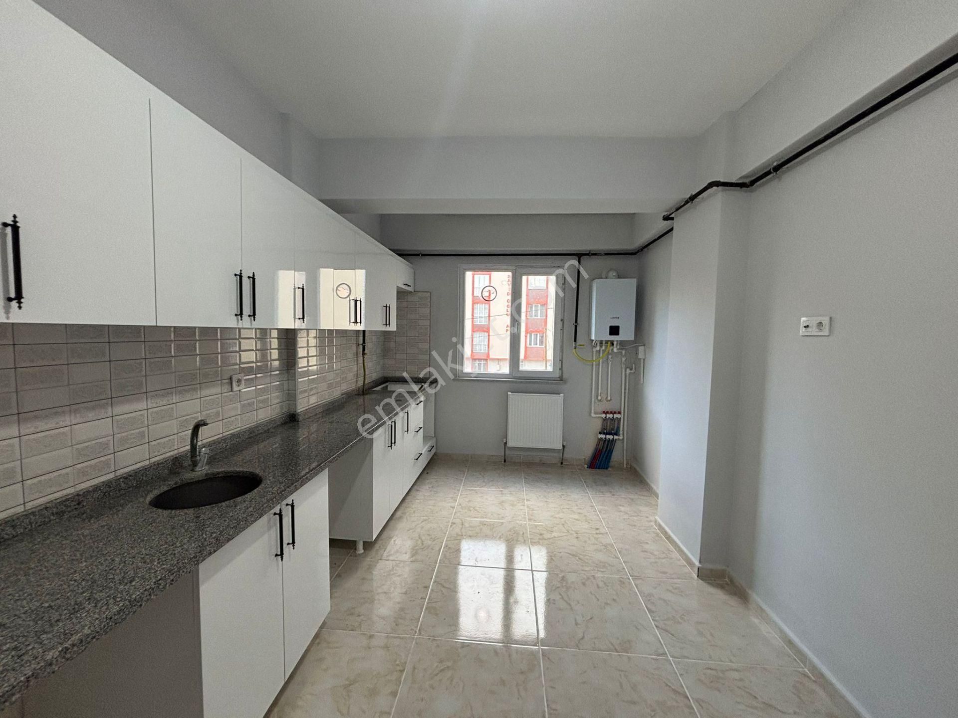 **eryıldız Gayrimenkul'den**namık Kemal Mah.iskanlı Kiralık Lüks 2+1 Daire - Görsel 5