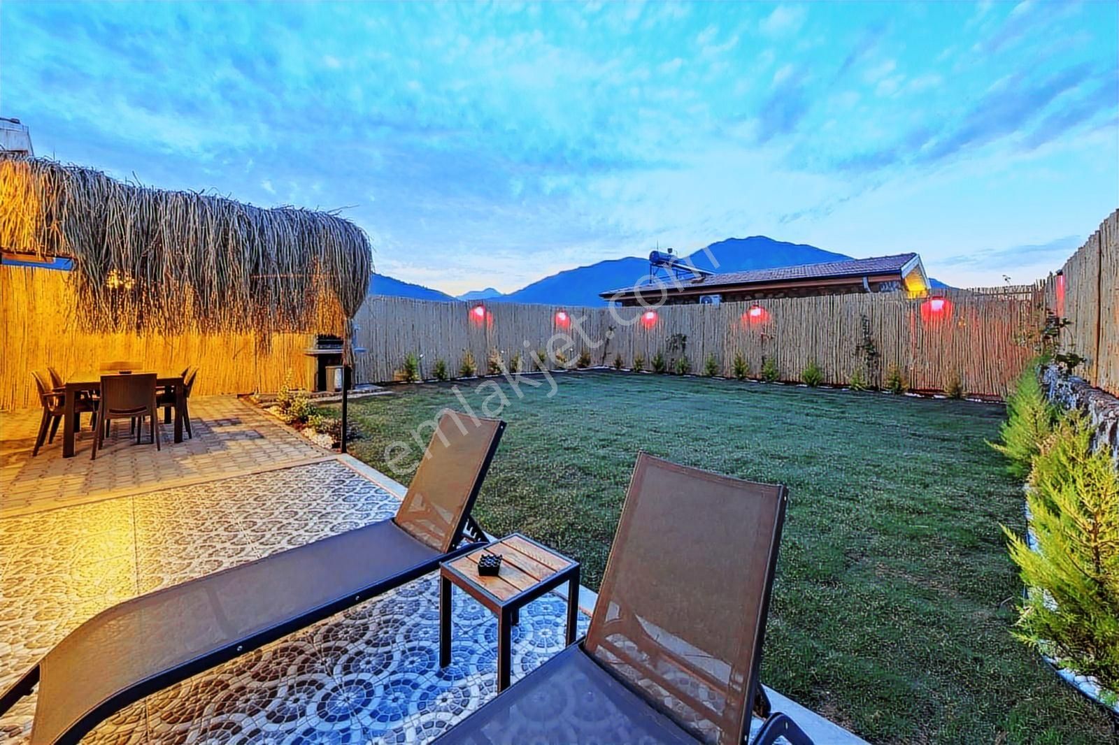 Fethiye Üzümlü Mahallesinde 2+1 125m2 Havuzlu Bahçeli Villa - Görsel 2