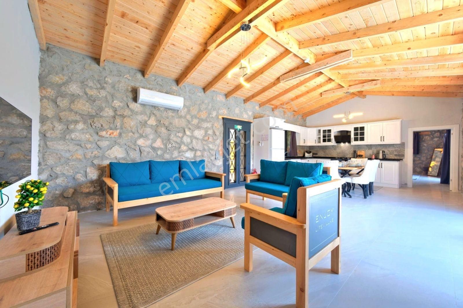 Fethiye Üzümlü Mahallesinde 2+1 125m2 Havuzlu Bahçeli Villa - Görsel 5