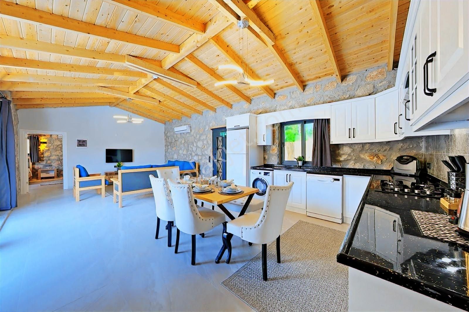 Fethiye Üzümlü Mahallesinde 2+1 125m2 Havuzlu Bahçeli Villa - Görsel 18