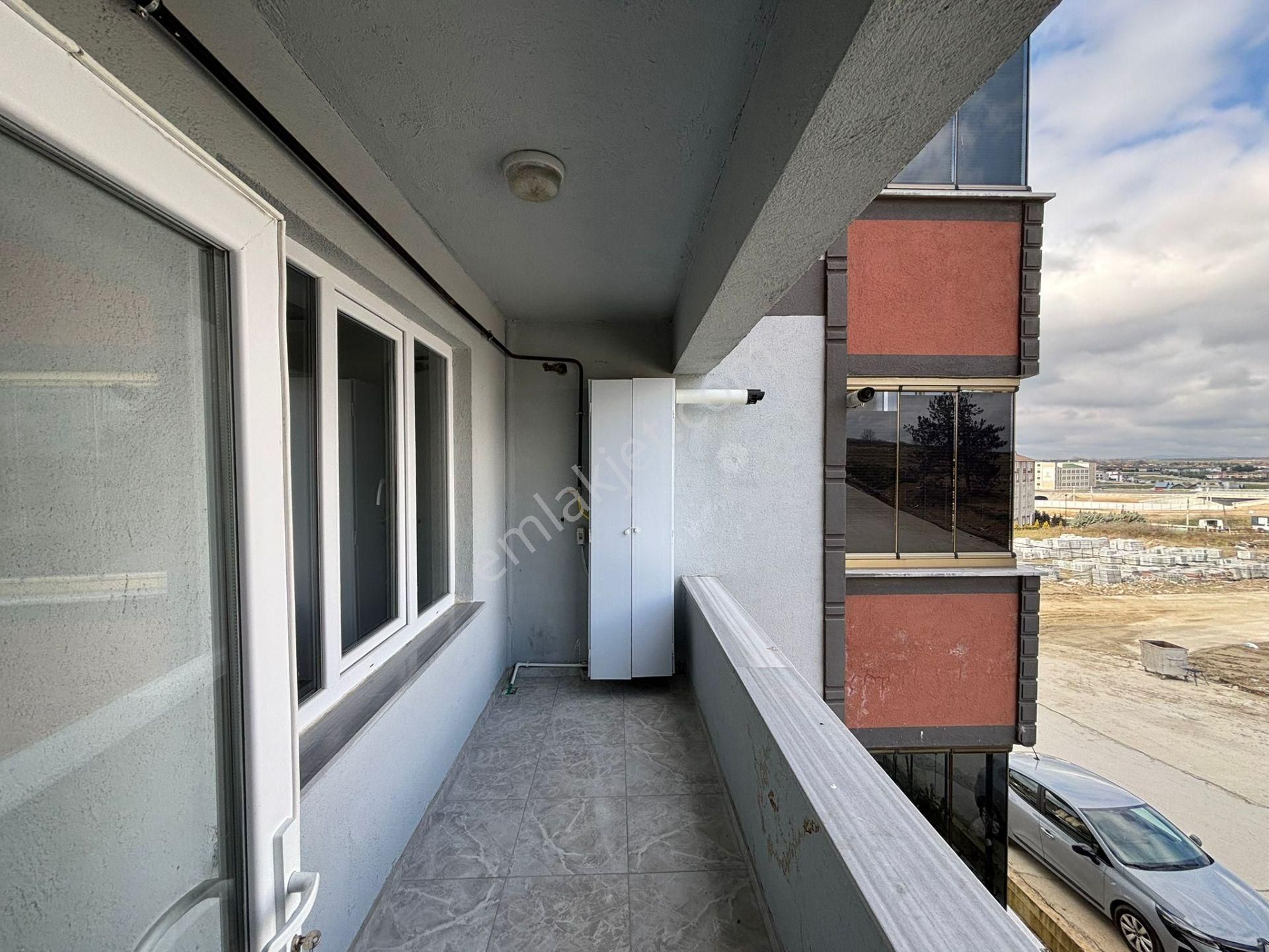**eryıldız Gayrimenkul'den**istasyon Mah.site İçinde 115m2 Ultra Lüks 2+1 - Görsel 6