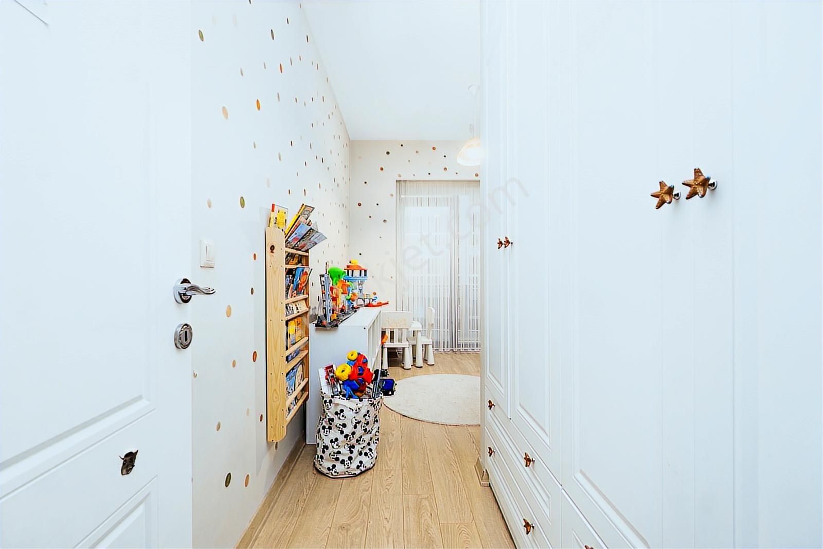 Remax Advantage'den Alpış Aden House'da Satılık 3,5+1 Daıre - Görsel 11