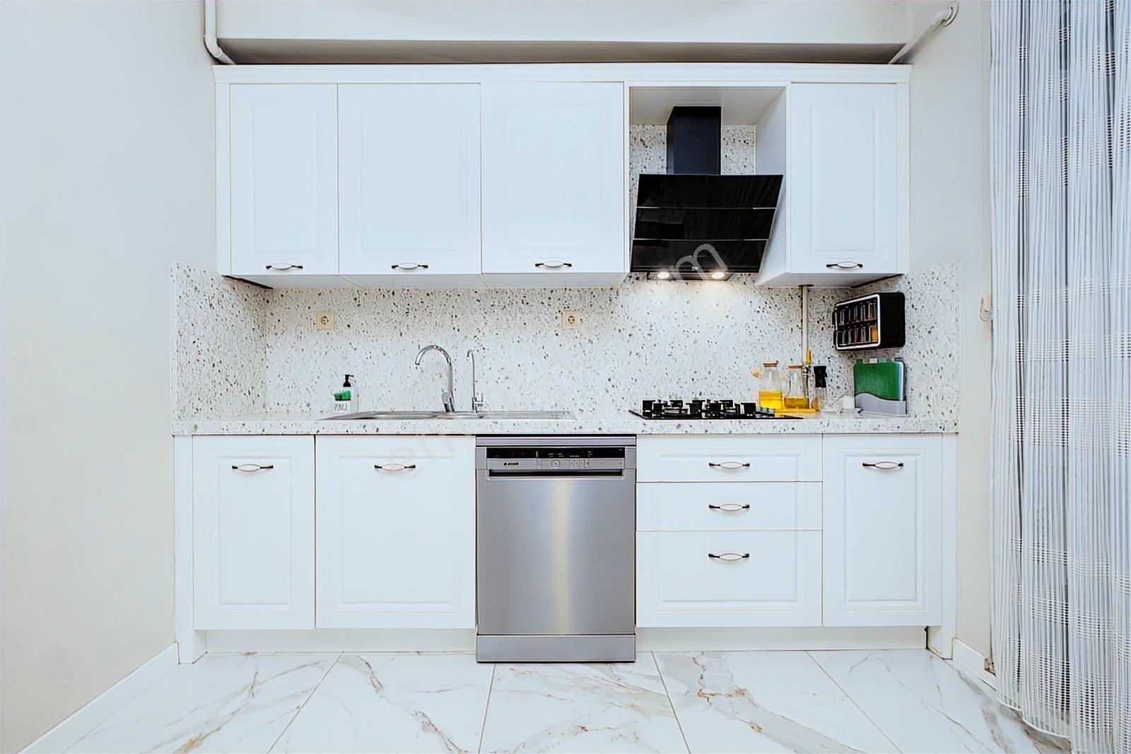 Remax Advantage'den Alpış Aden House'da Satılık 3,5+1 Daıre - Görsel 16