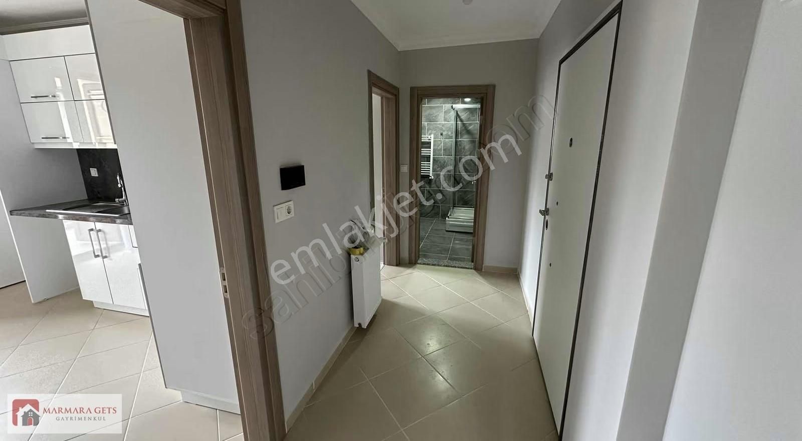 Marmara Gets -türköz Park Sitesi Satılık 1+1 Ayrı Mutfaklı Daire - Görsel 4