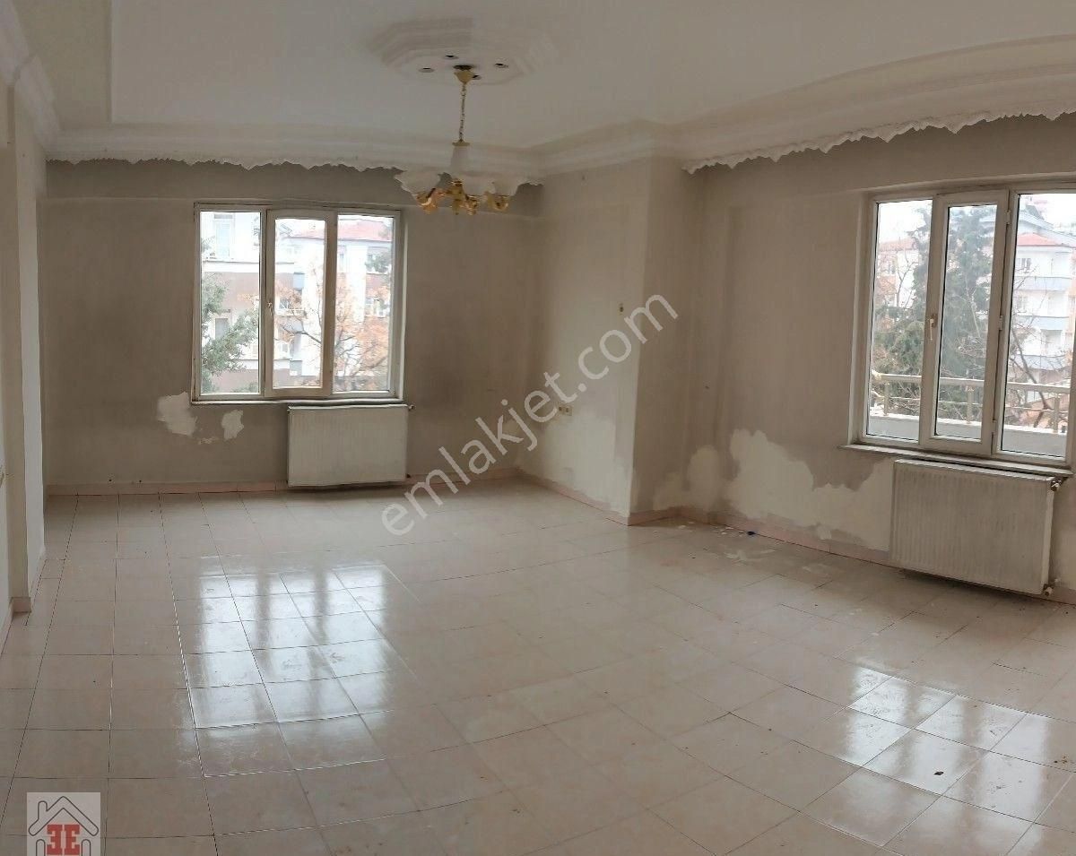 Asil Evim Emlak'tan Satılık 3+1 Göbek Kat Daire - Görsel 5