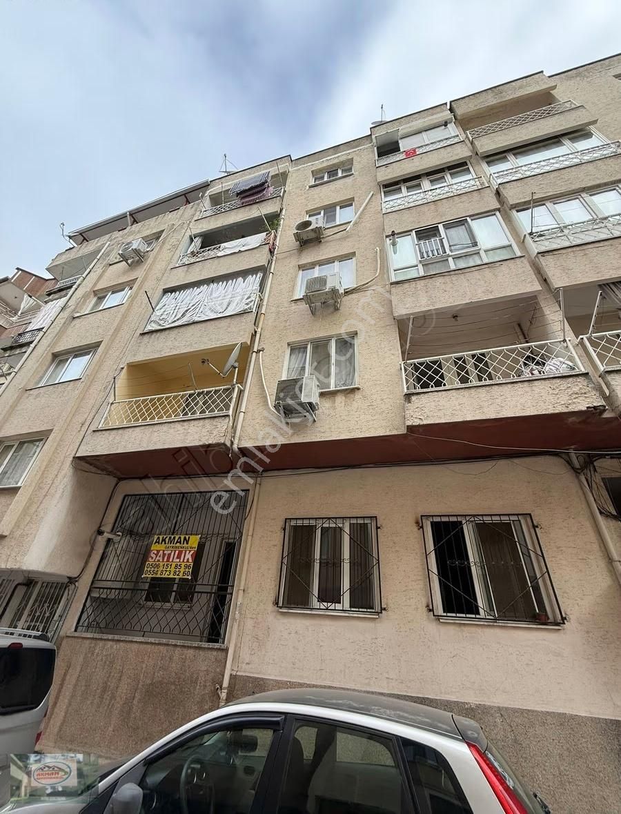 Akman Gayrimenkul'den Tevfikiye Mahallesinde Satılık 2+1 Daire