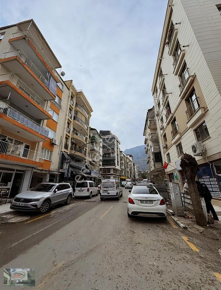 Akman Gayrimenkul'den Tevfikiye Mahallesinde Satılık 2+1 Daire - Görsel 13