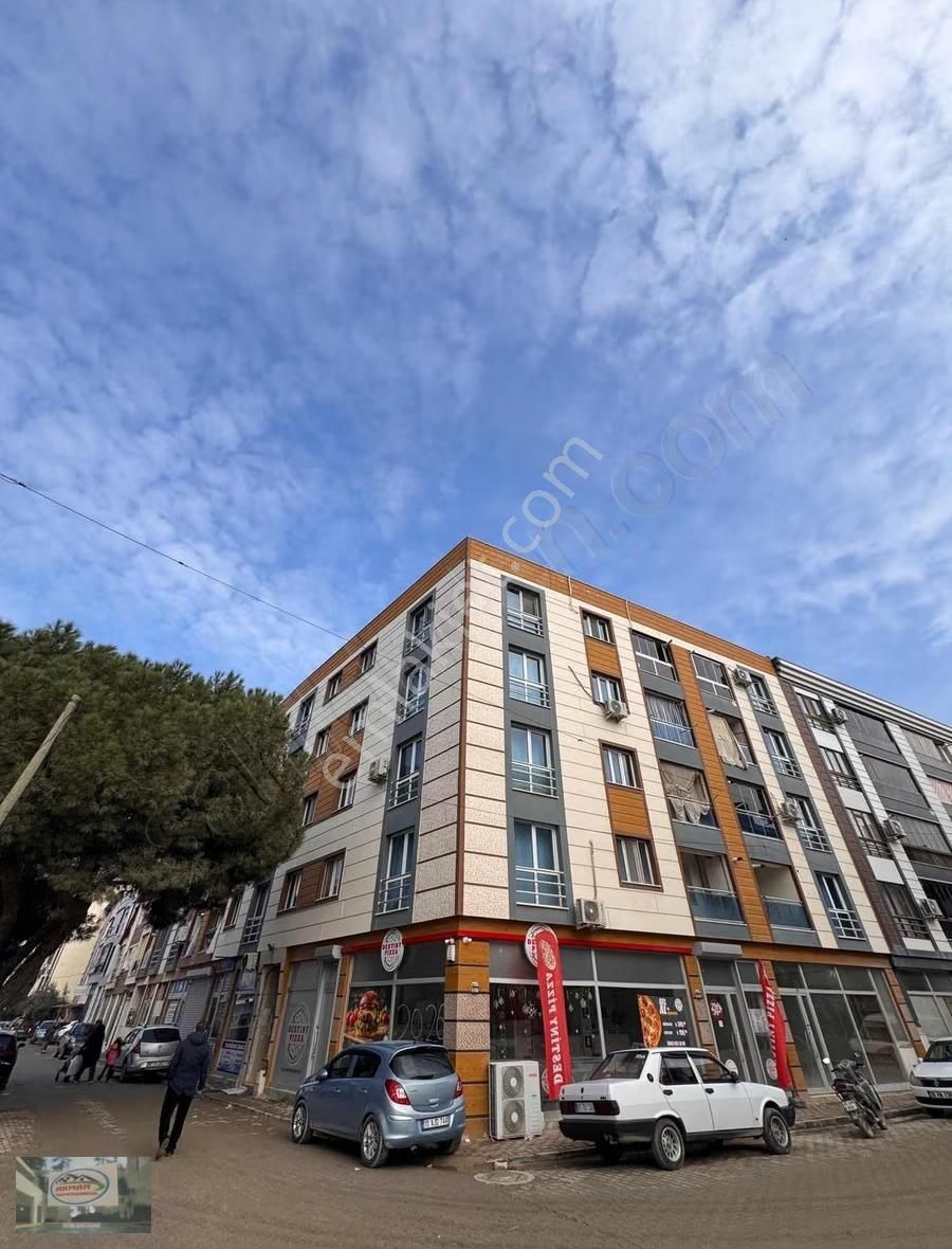 Akman Gayrimenkul'den Muradiyede Satılık 1+1 Kapalı Mutfak Daire