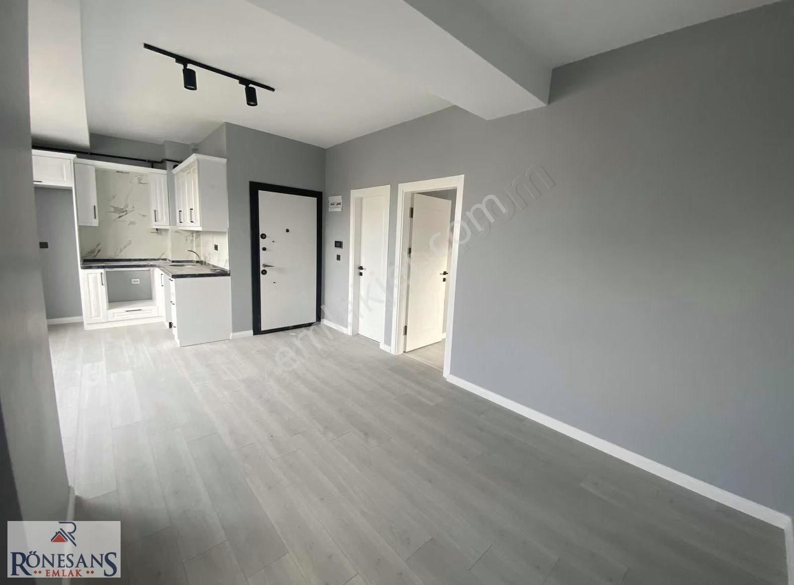 Rönesans Emlak'tan Satılık 1+1 - Görsel 9