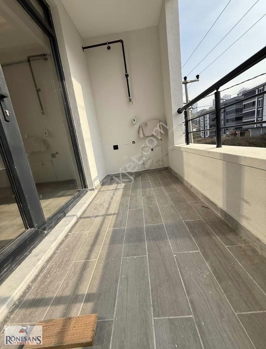 Rönesans Emlak'tan Mevlana Mahallesinde Geniş 1+1 - Görsel 12