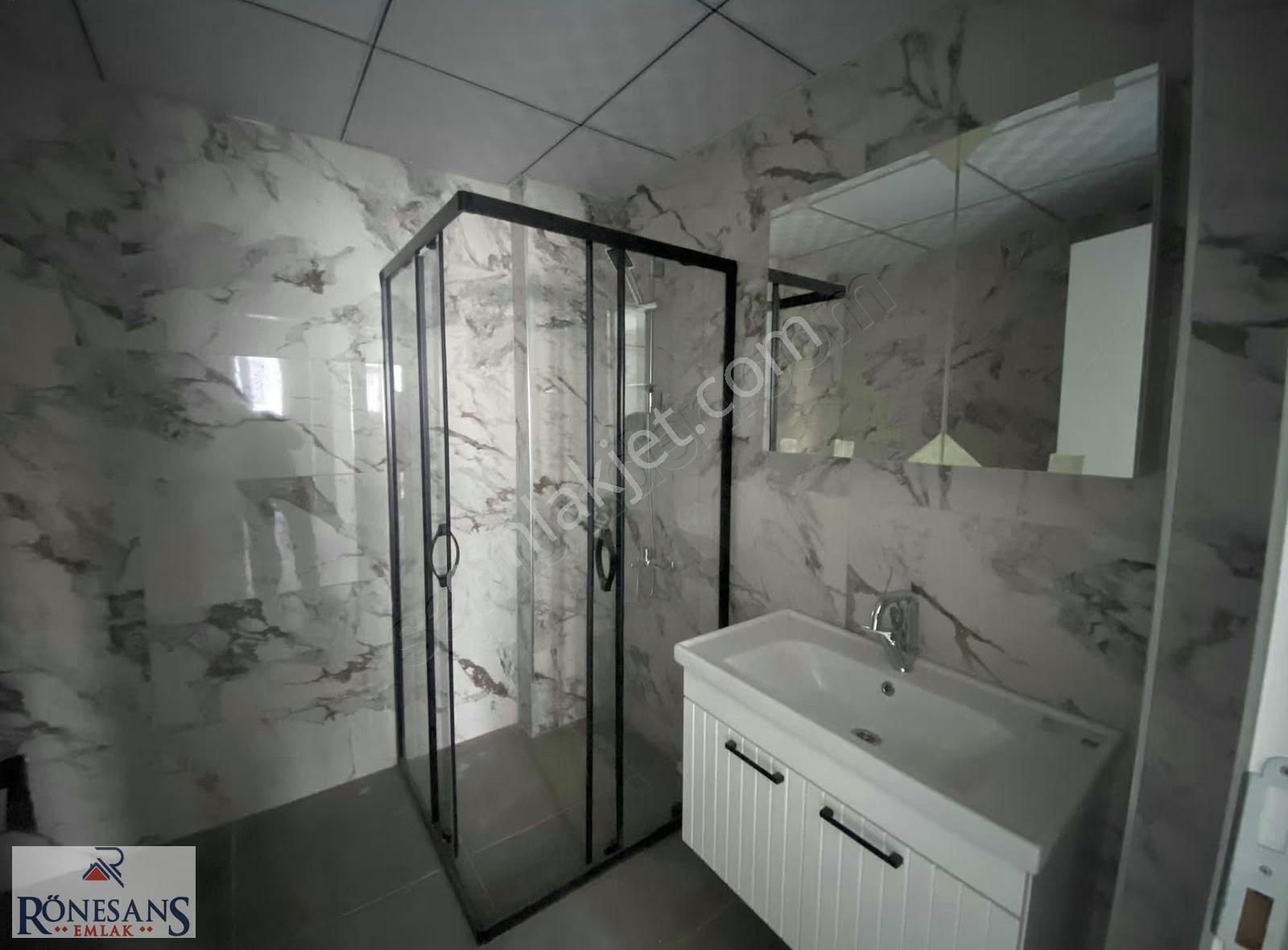 Rönesans Emlak'tan Satılık 1+1 Daire - Görsel 2