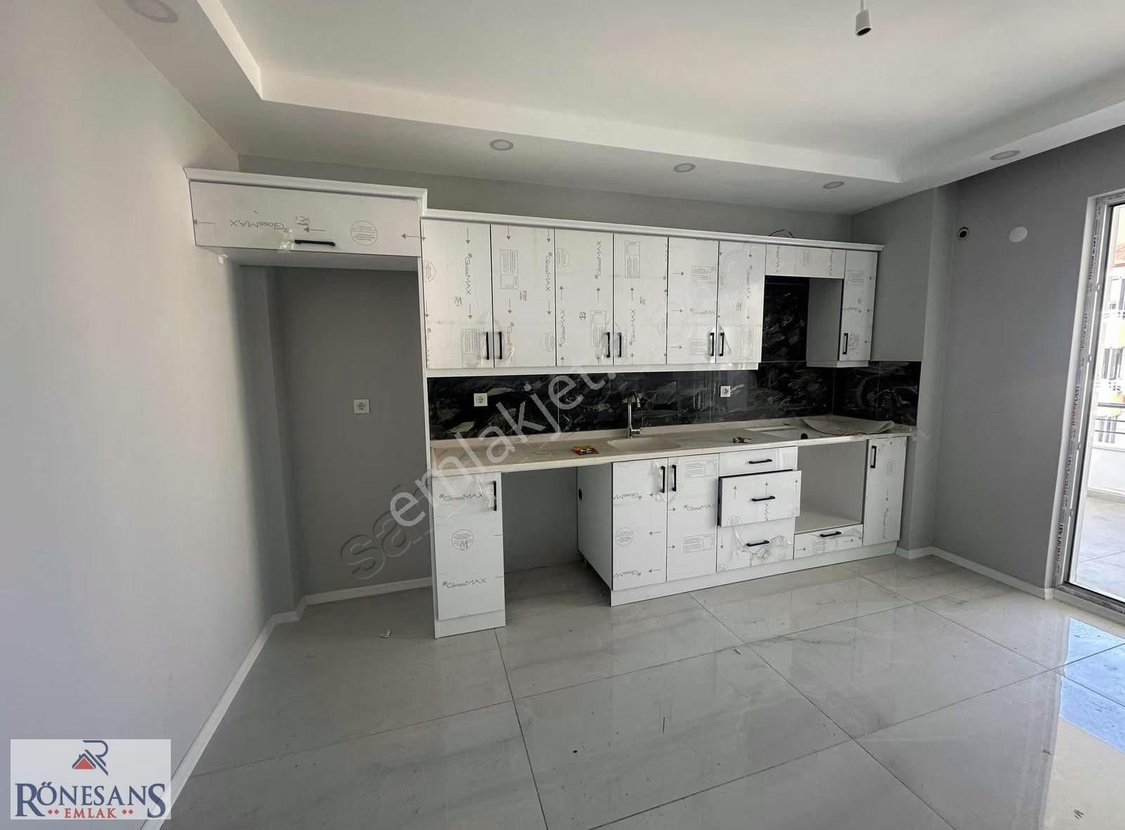 Rönesans Emlak Satıyor