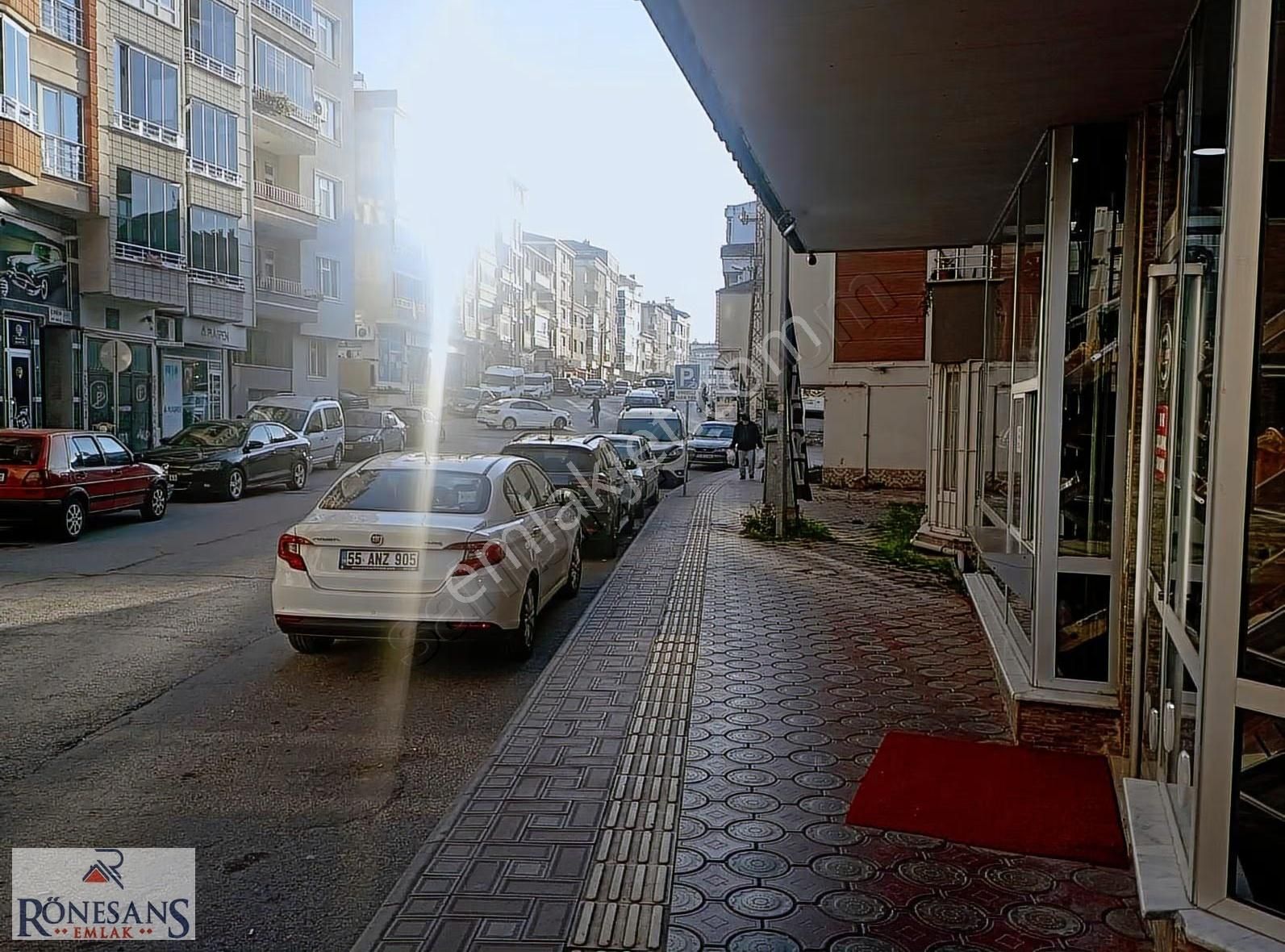 Rönesans Emlak'tan Şehrin Merkezinde Satılık 2+1 - Görsel 14