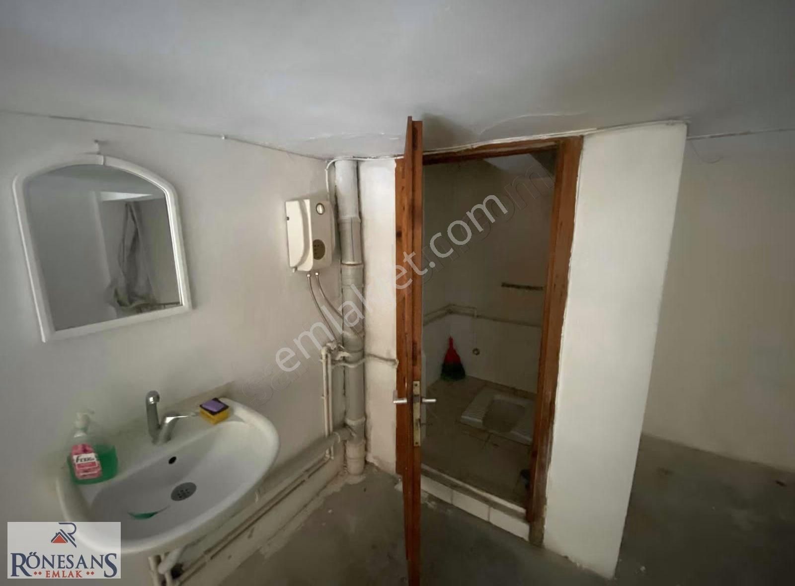 Rönesans Emlak'tan Satılık Dükkan - Görsel 9