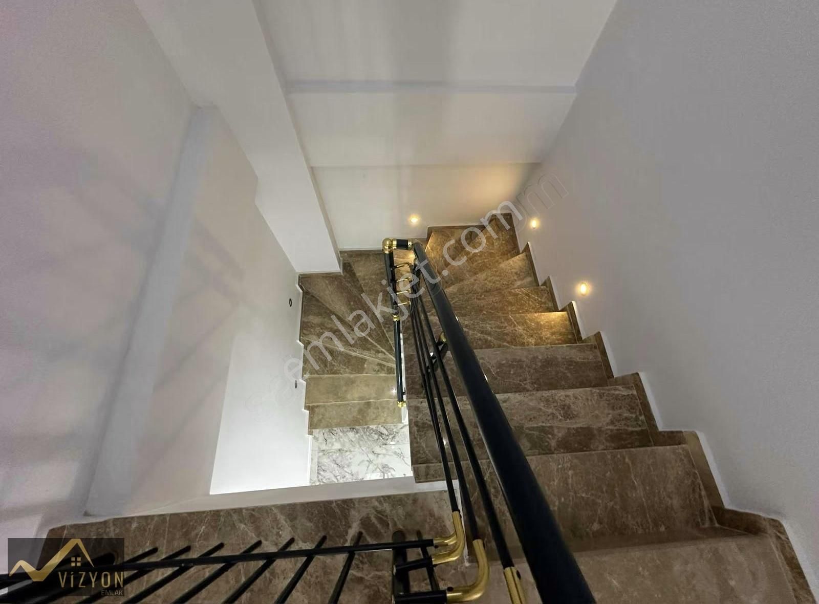 Vizyon Emlak'tan Yerden Isıtmalı 5+1 Ultra Lüks Ç.duleks - Görsel 13