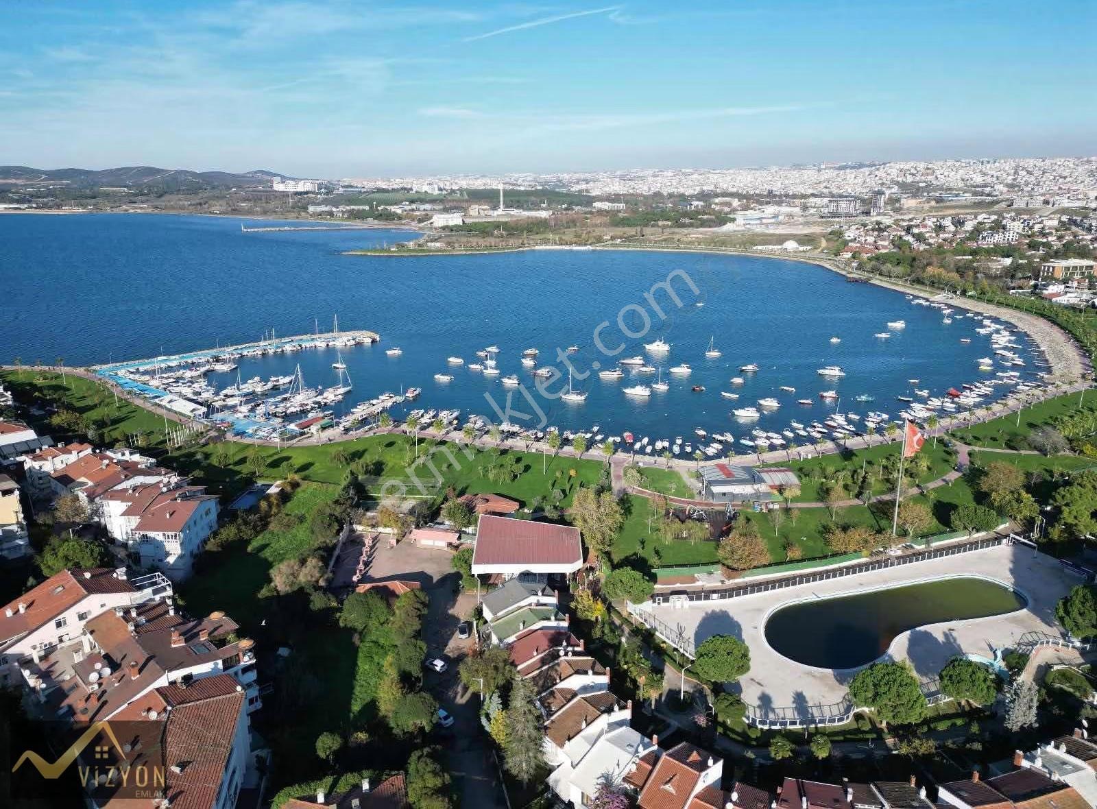 Vizyon Emlak'tan Balyonoz Mevkiinde 210m2 Arsa