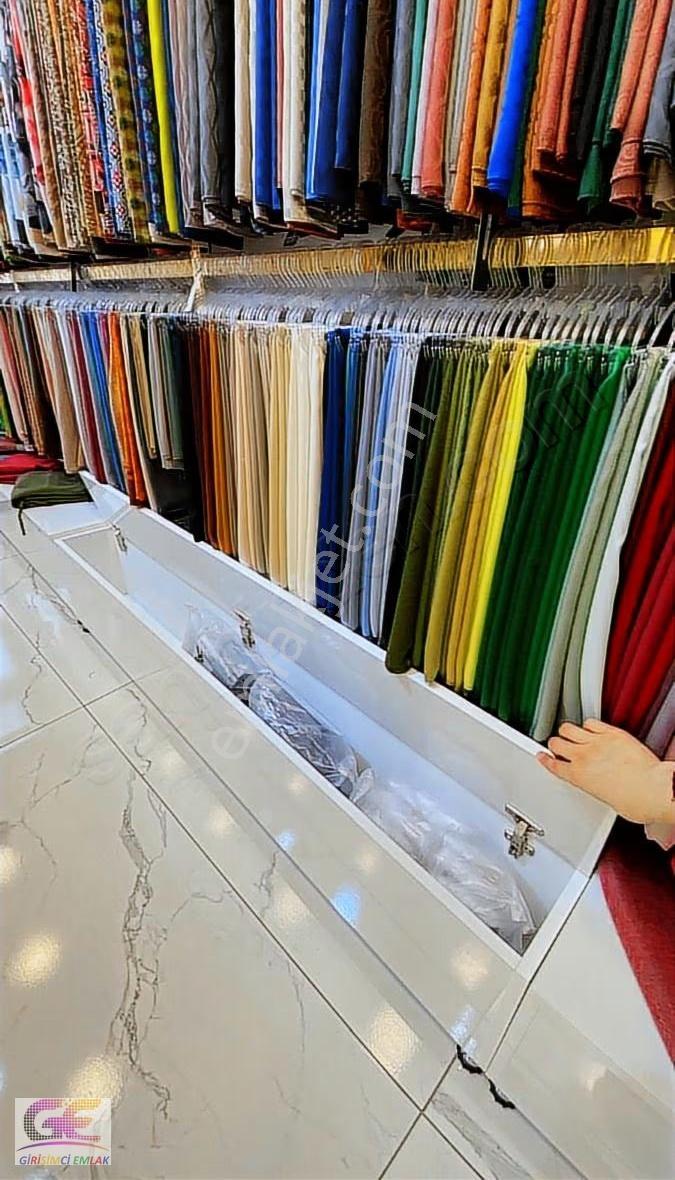 Girişimciden Anıt Meydanında Devren Kiralık Eşarp Mağazası - Görsel 14