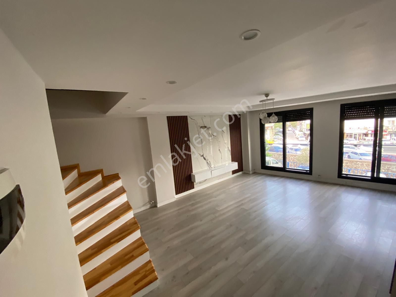 Bornova Merkezde Satılık Lüx Dublex - Görsel 3