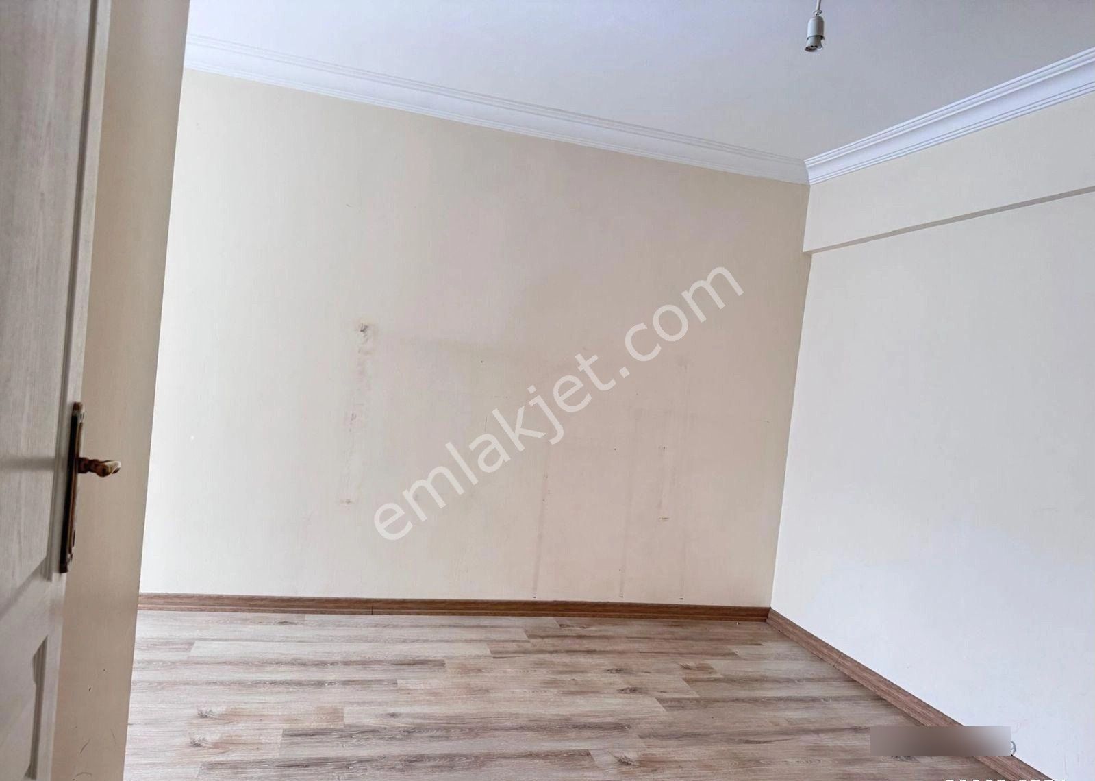 30 Ağustos Mahallesinde Kiralık 3+1 Daire - Görsel 5