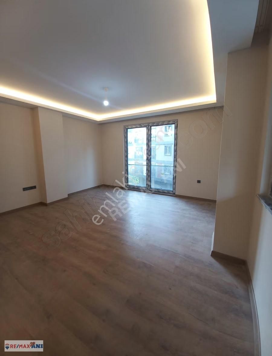 Remax Anı 'dan Çengelköy Hasbahçe Evleri 'nde Kiralık 3+1 Daire - Görsel 6