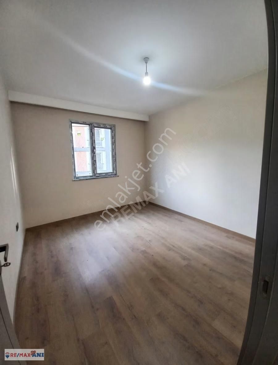 Remax Anı 'dan Çengelköy Hasbahçe Evleri 'nde Kiralık 3+1 Daire - Görsel 26