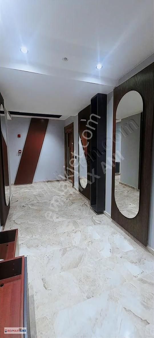 Remax Anı 'dan Çengelköy Hasbahçe Evleri 'nde Kiralık 3+1 Daire - Görsel 14