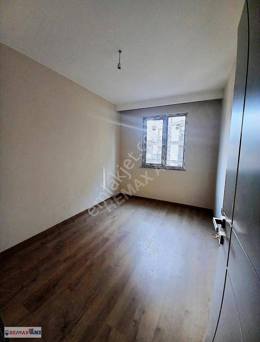 Remax Anı 'dan Çengelköy Hasbahçe Evleri 'nde Kiralık 3+1 Daire - Görsel 20