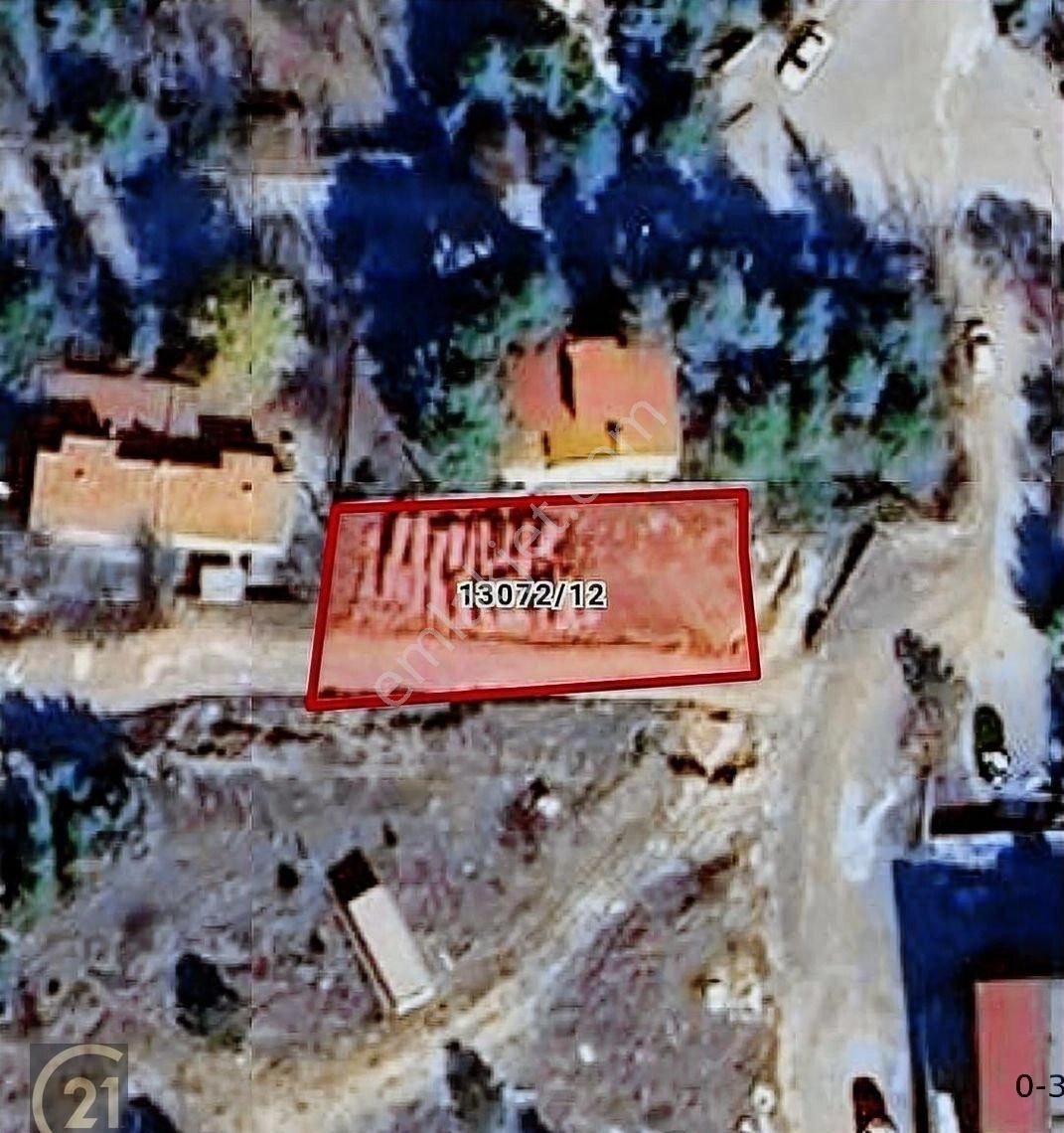 Mutlukent Mahallesi'nde 400 M2 Yatırımlık Tarla