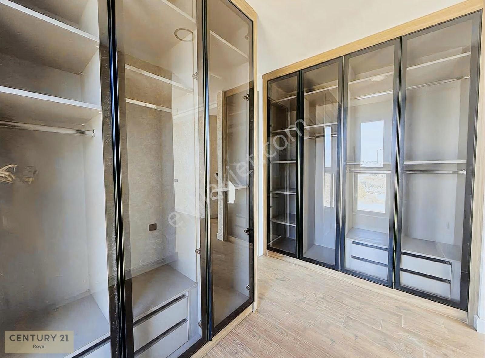 Vital İncek Sitesi Kış Bahçeli Çamaşır Odalı 4+1 Daire - Görsel 2