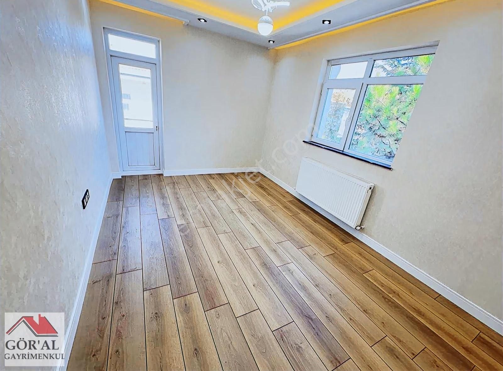 **göral Dan **ultra Lüks Yapılı Geniş Metraj 3+1+türk Hamamlı