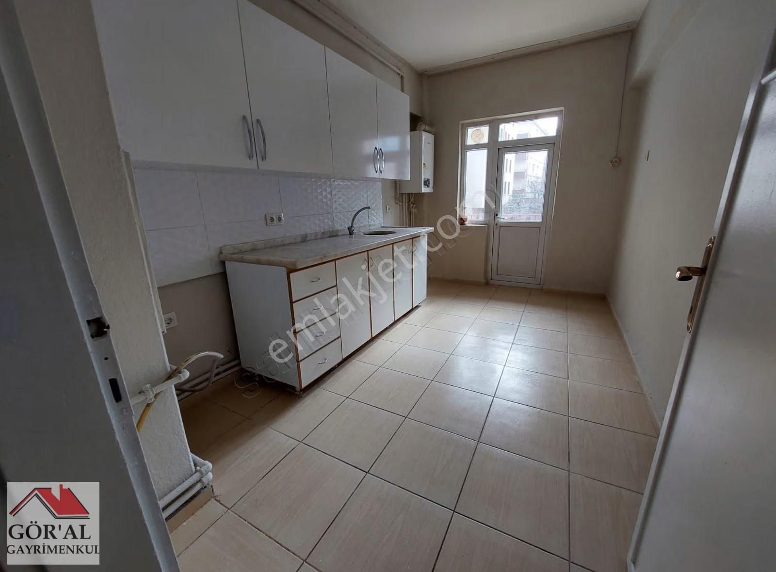 Göraldan 3+1 Arakat Sokullu Caddesi Yanı Çetin Emeç Yakını - Görsel 2