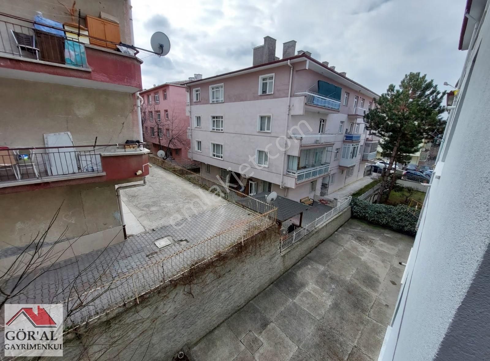 Göraldan 3+1 Arakat Sokullu Caddesi Yanı Çetin Emeç Yakını - Görsel 28