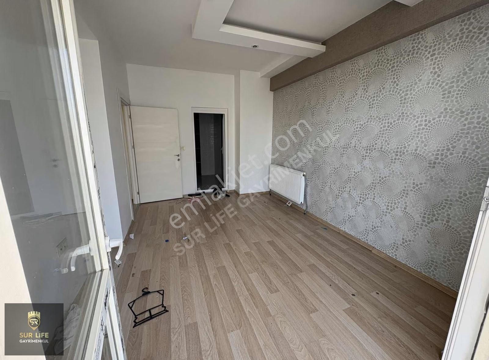 Bağcılar Bölgesi Ahmet Kaya Caddesi Üzerinde 3+1 Kiralık Daire - Görsel 4