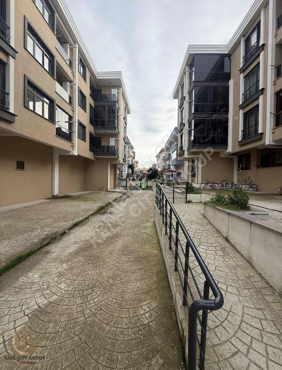 Biga Cumhurite Mh Bahçeli Nizam Kiralık 3+1 Daire 130 M2 - Görsel 15