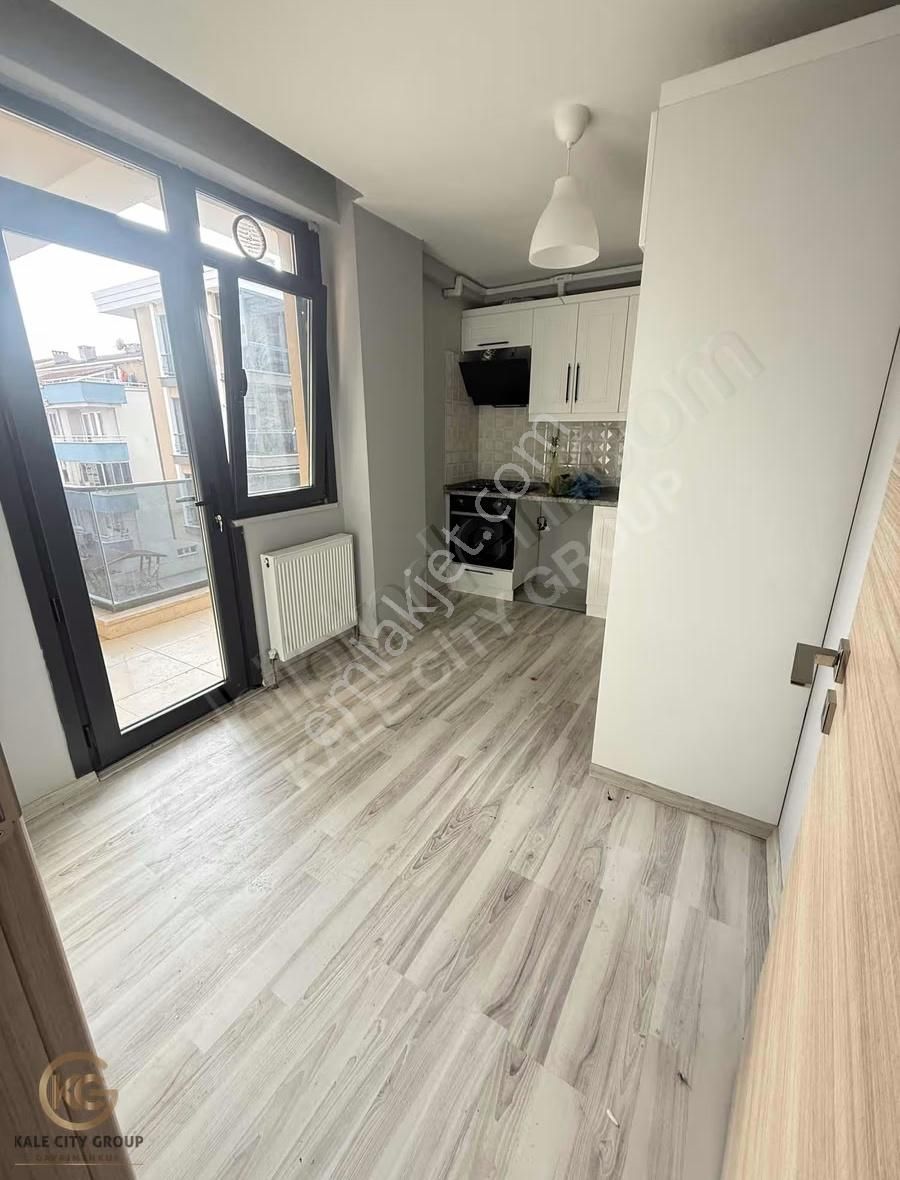 Biga Cumhurite Mh Bahçeli Nizam Kiralık 3+1 Daire 130 M2 - Görsel 6